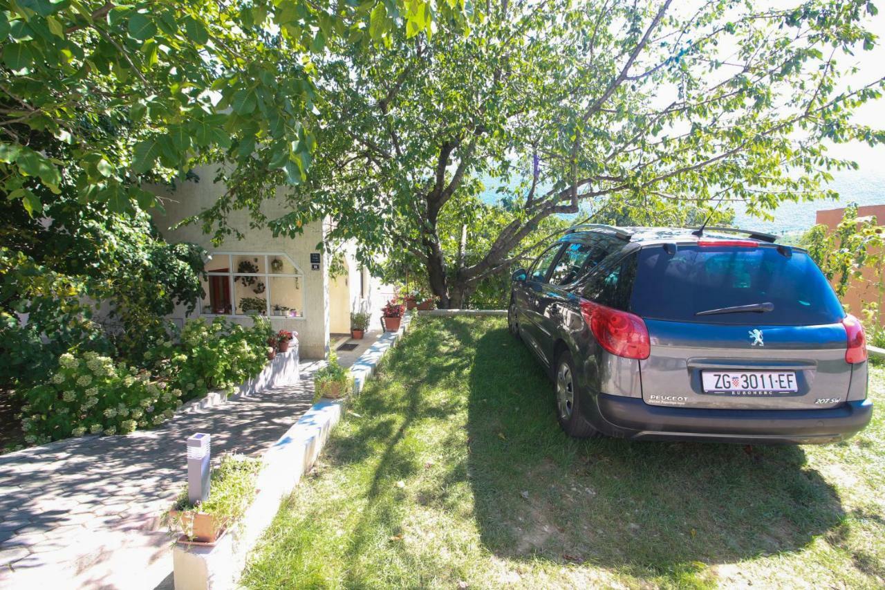 Apartament Green Valley Омиш Экстерьер фото